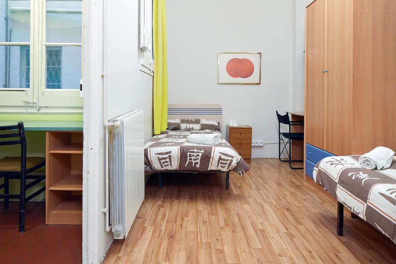B&B Estudiantes Balmes Барселона Экстерьер фото