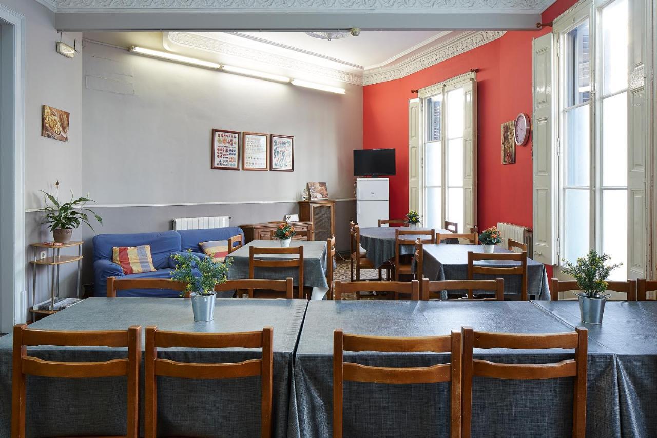 B&B Estudiantes Balmes Барселона Экстерьер фото