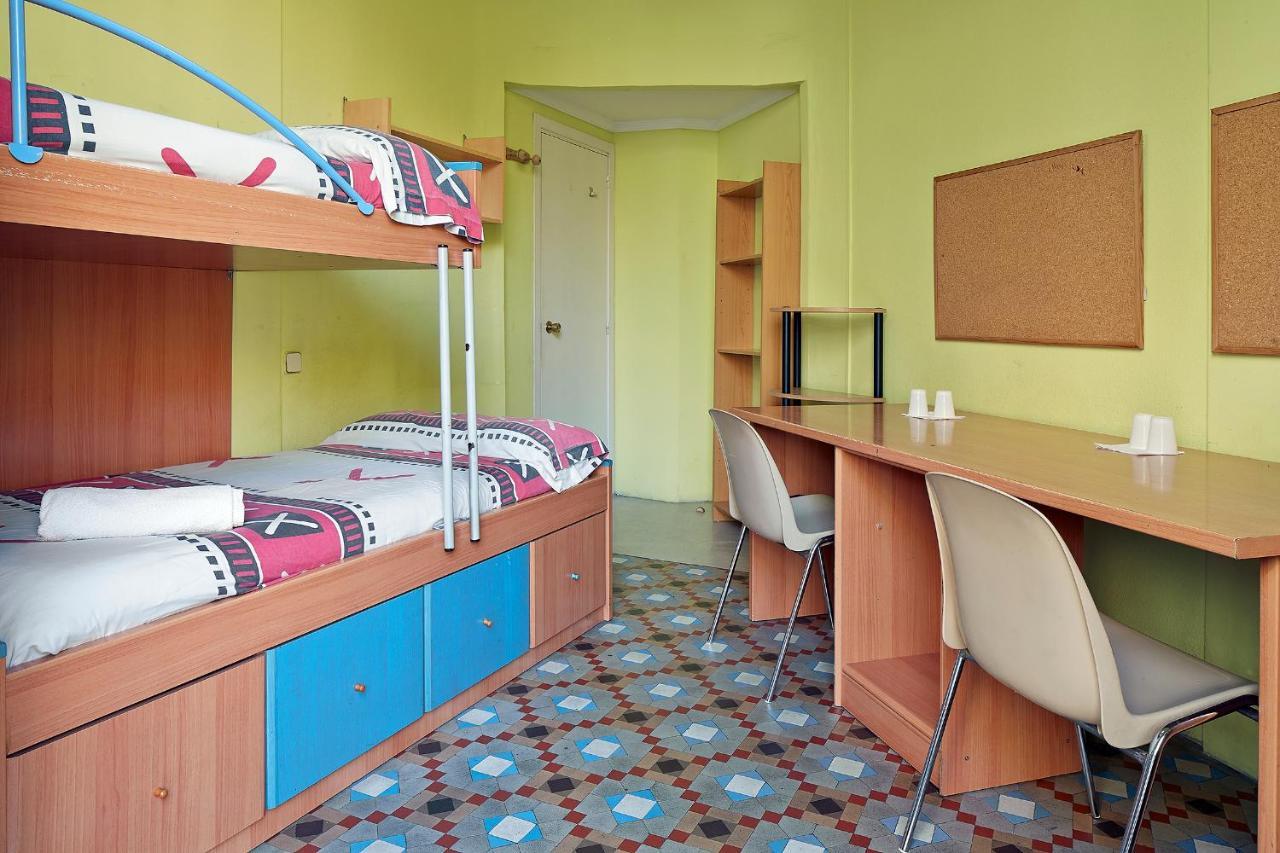 B&B Estudiantes Balmes Барселона Экстерьер фото