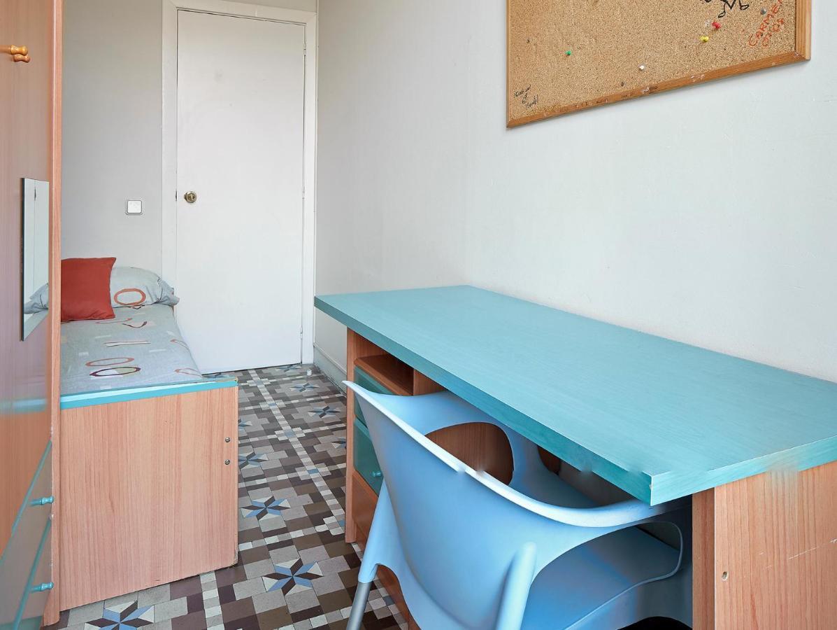 B&B Estudiantes Balmes Барселона Экстерьер фото